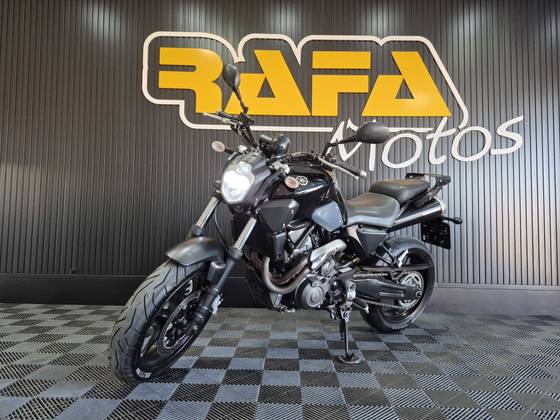 YAMAHA MT-03 